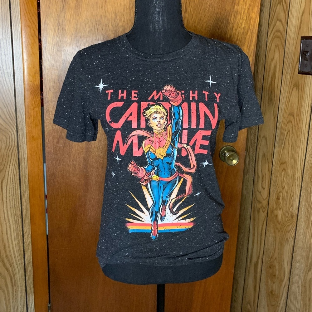 ❤️ Captain Marvel T-shirt​